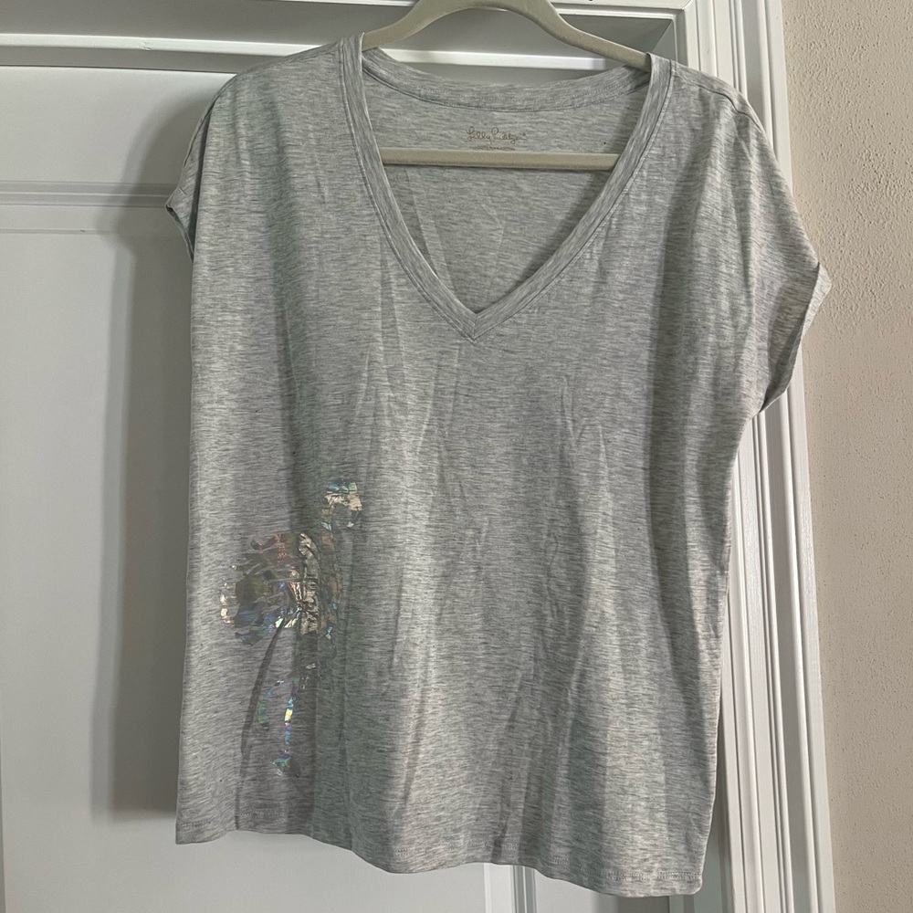 Lilly Pulitzer Size Small Daley Tee Iridescent Graphic Flamingo. NWT